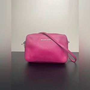 Michael Kors Jet Set Crossbody Bag